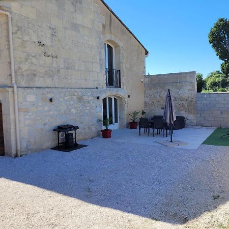 ארל Appartement Dans Mas Provencal מראה חיצוני תמונה