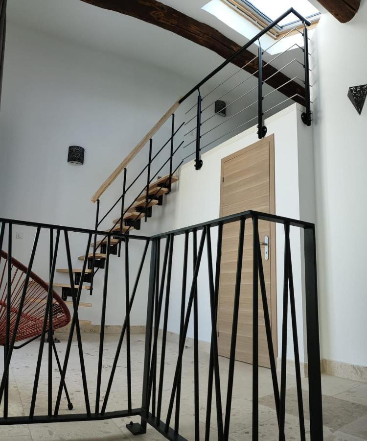 ארל Appartement Dans Mas Provencal מראה חיצוני תמונה