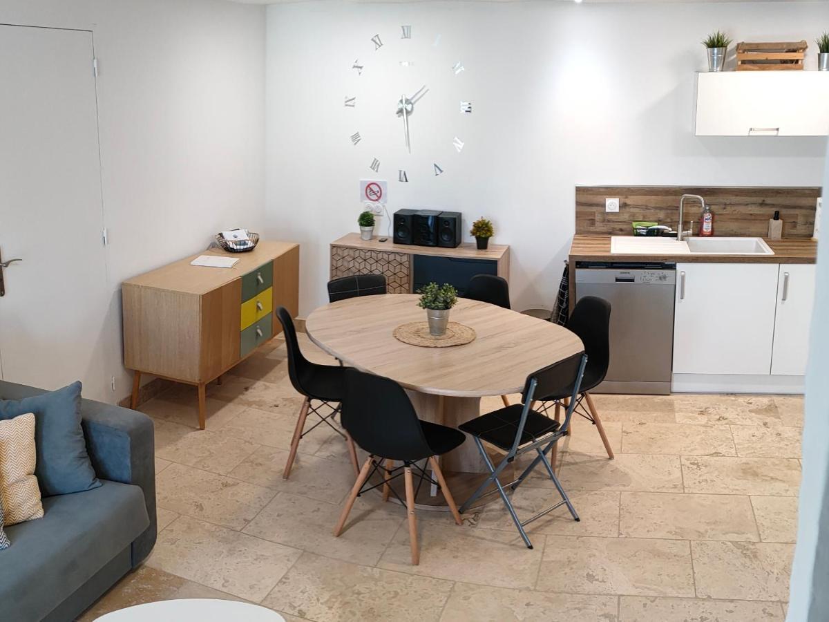 ארל Appartement Dans Mas Provencal מראה חיצוני תמונה