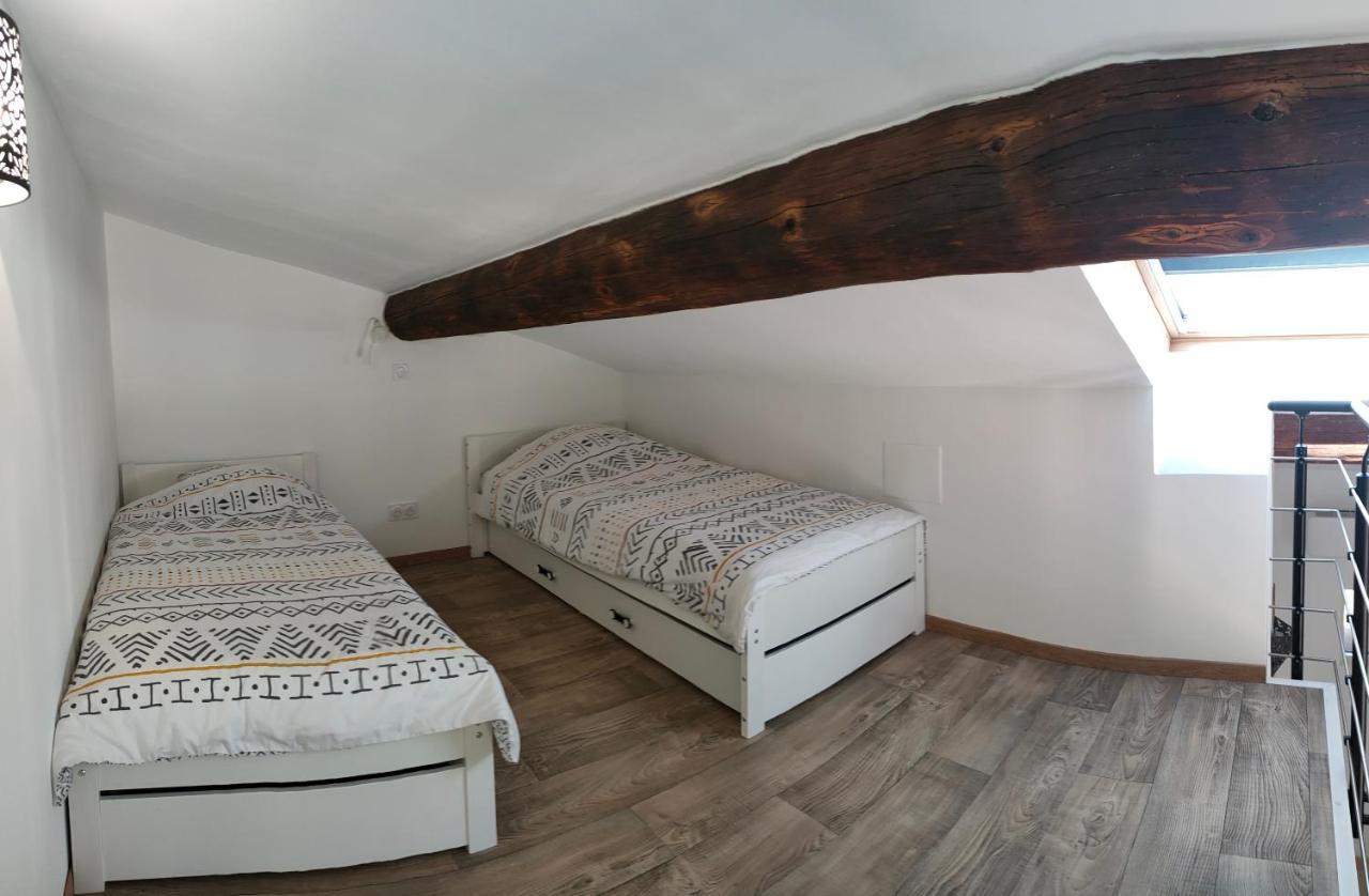 ארל Appartement Dans Mas Provencal מראה חיצוני תמונה